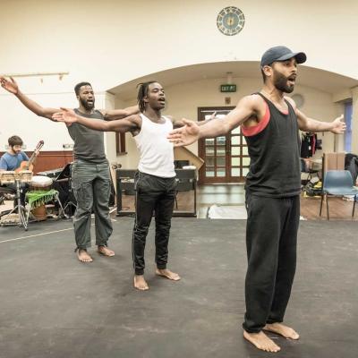Jonathan Ajayi, Sope Dirisu and Anthony Welsh in rehearsal for The Brothers Size. © Marc Brenner