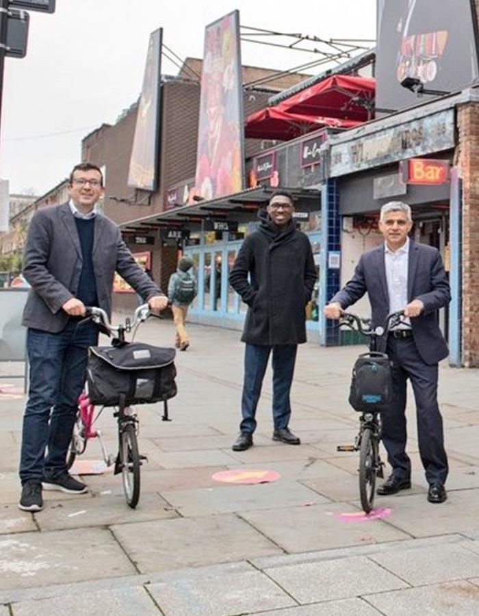  Will Norman, Walking and Cycling Commissioner, Young Vic Artistic Director Kwame Kwei-Armah and Mayor of London Sadiq Khan outside the Young Vic